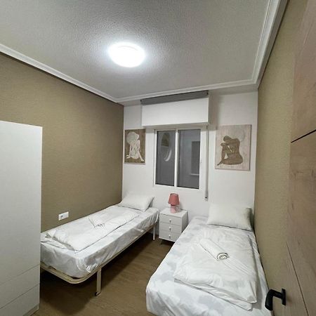 Ls18 By Zanis Apartment Torrevieja Exterior foto